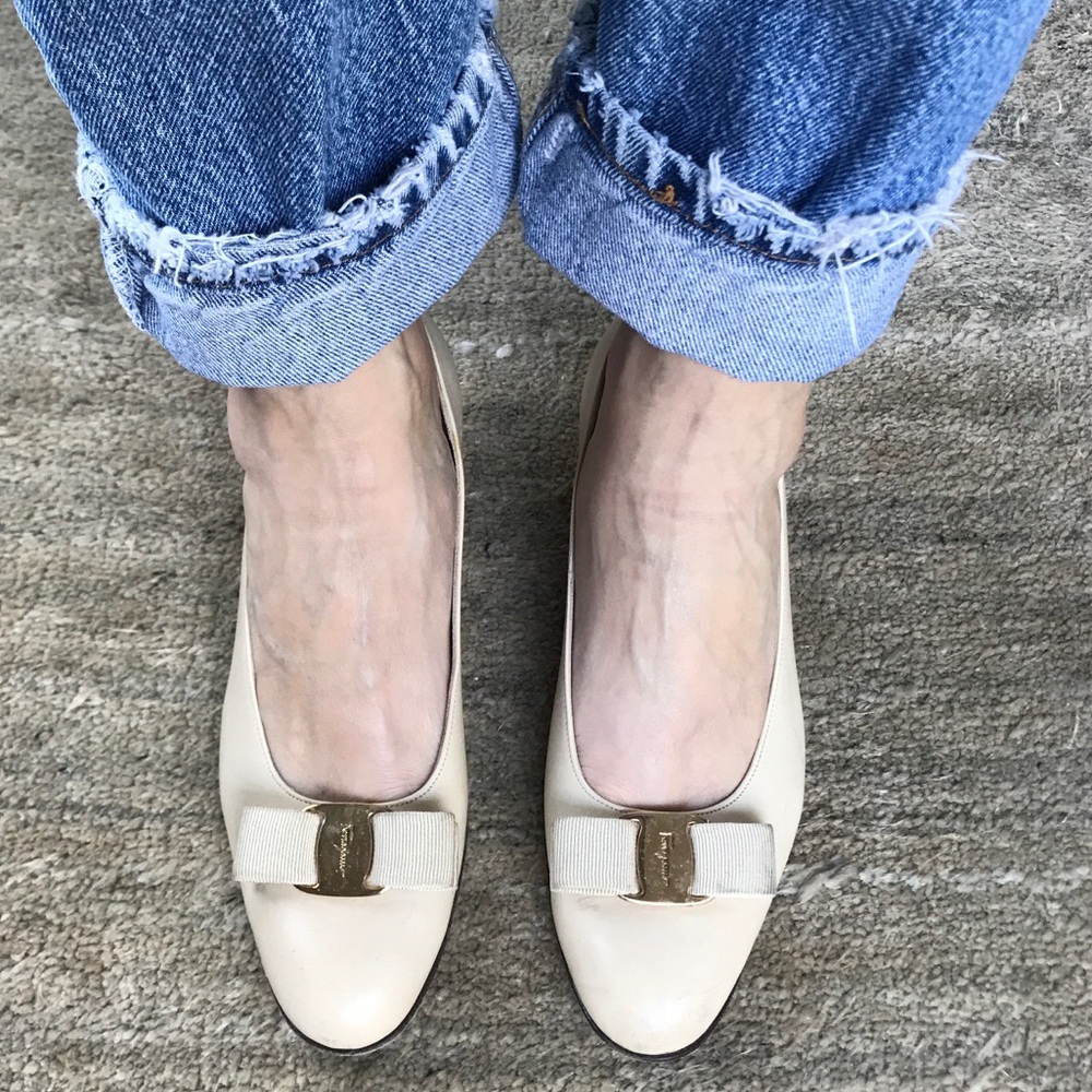 VINTAGE iconic Ferragamo bows circa 1980